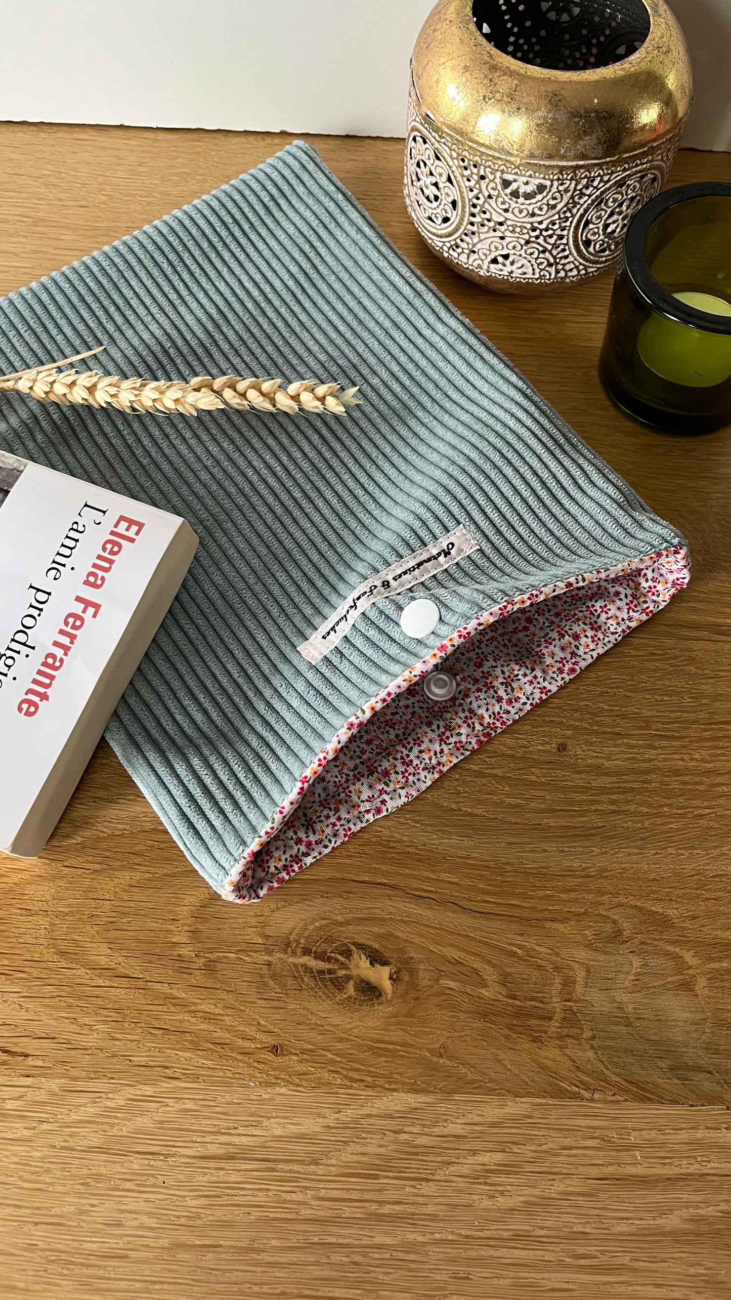 Pochette livre poche velours côtelé 100% français