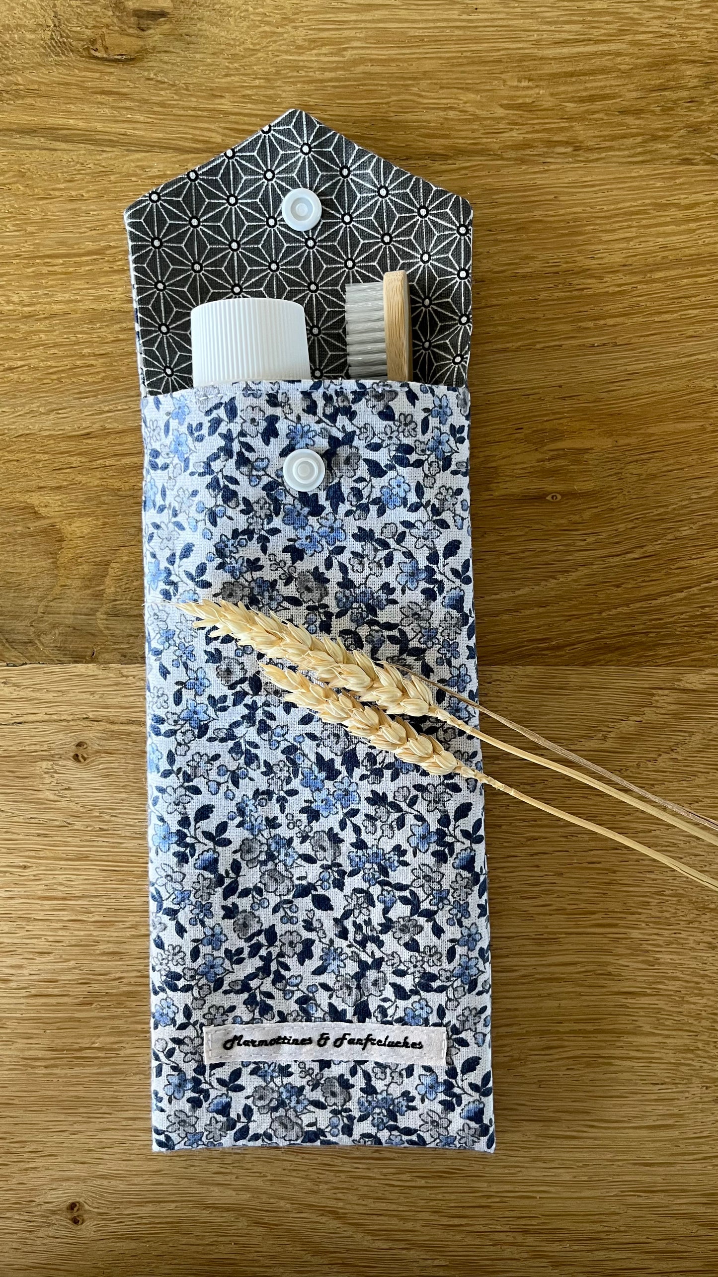 Pochette à brosse à dents fait main