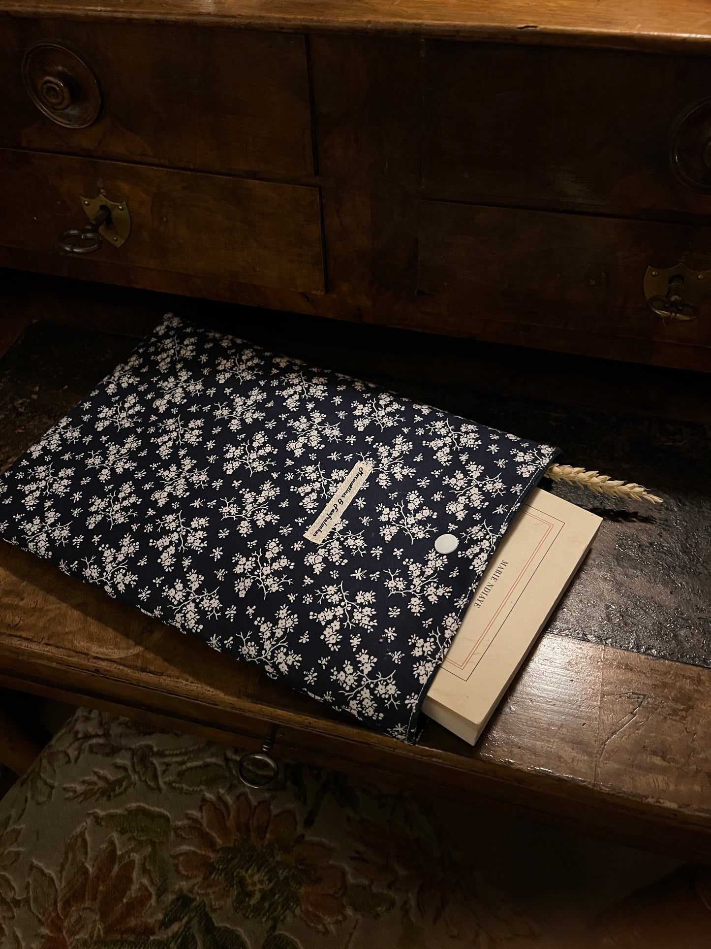 Pochette Livre tissu broché/liseuse made in France