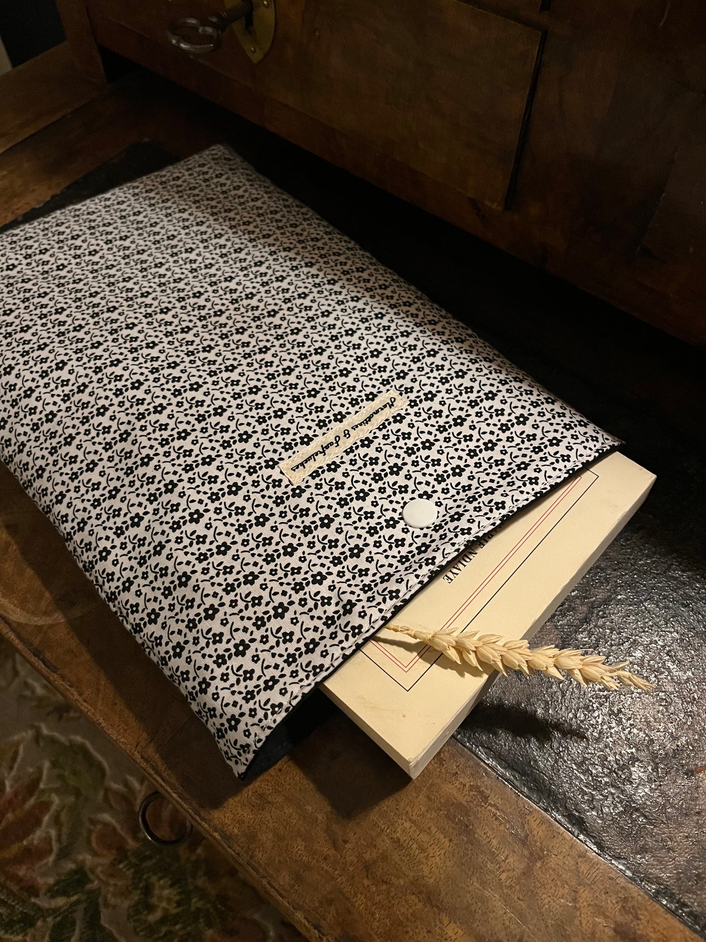 Pochette Livre tissu broché/liseuse made in France