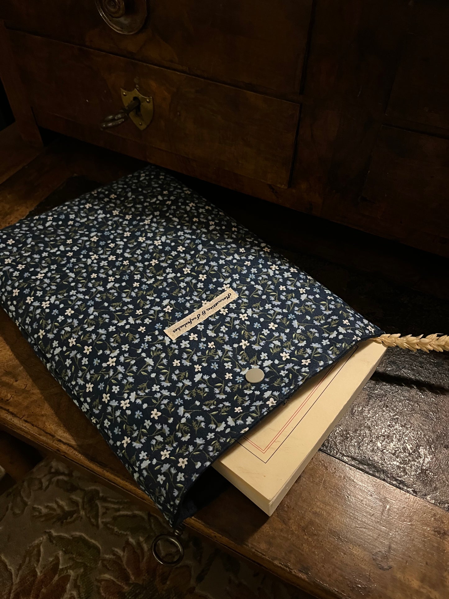 Pochette Livre tissu broché/liseuse made in France