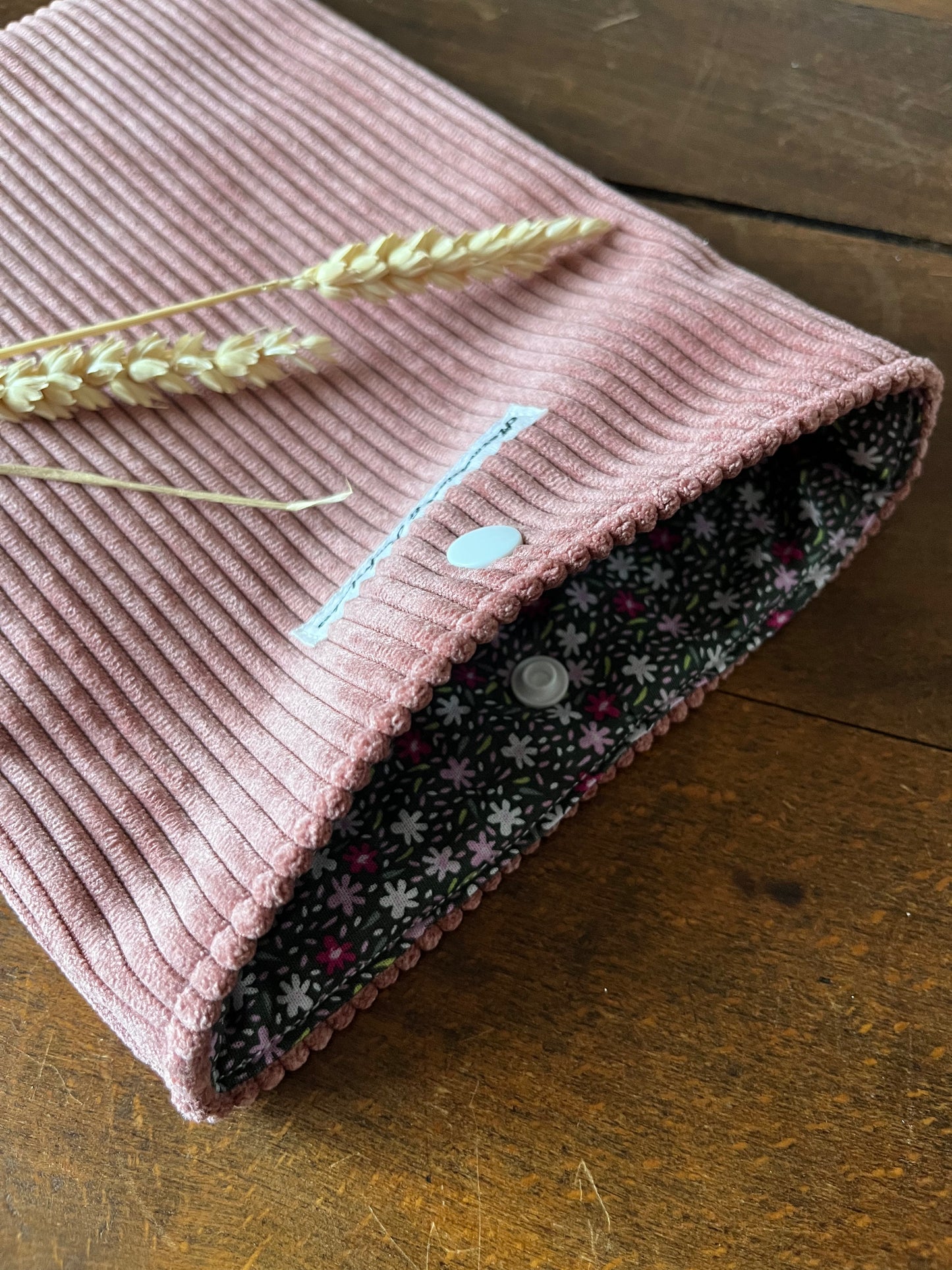 Pochette livre poche velours côtelé 100% français